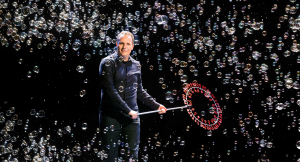 Bublinová show Matěje Kodeše Bublinář Matěj Kodeš